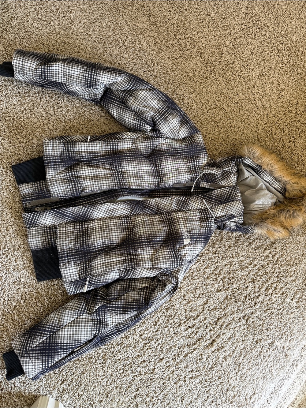 North Face Plaid Puffer Jacket with Faux Fur Hood - Gray/Black